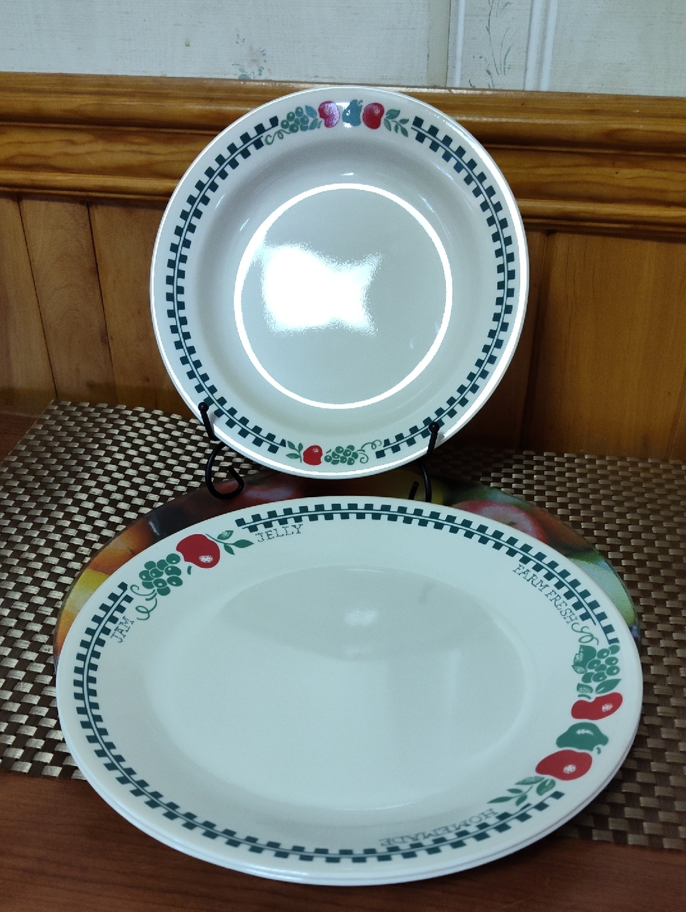 Lot Of 3 Vintage Corelle Farm Fresh (2)  Dinner Plates (1) Flat Rim Soup Bowl